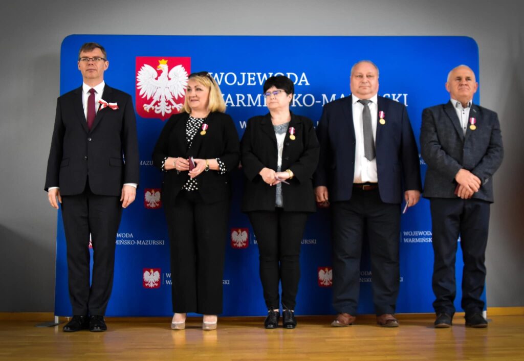 Odznaczenia w rocznicę uchwalenia Konstytucji 3 Maja Olsztyn, Wiadomości, zShowcase