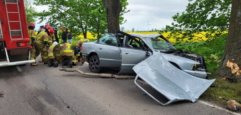 Tragiczny wypadek drogowy w Podlechach – mężczyzna nie żyje