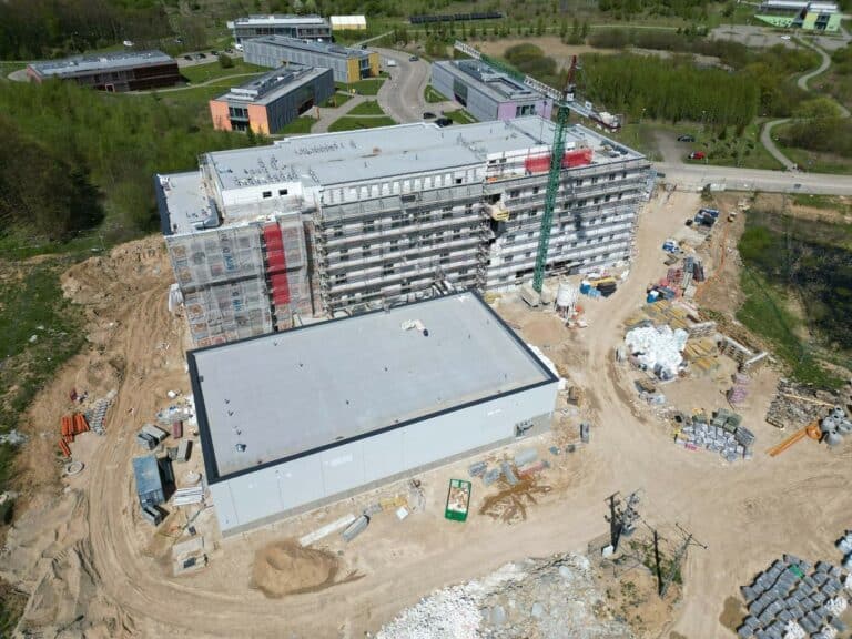 Trwa budowa ogromnej siedziby Polskiej Akademii Nauk w Olsztynie