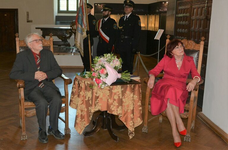 Olsztyn ma nowych Honorowych Obywateli. Są nimi Irena Telesz-Burczyk i dr Jerzy Sikorski