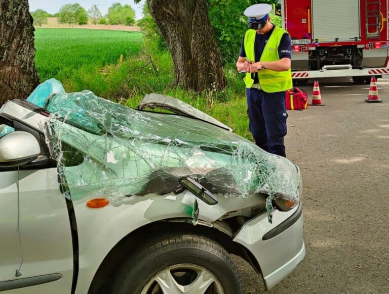 Droga stała się miejscem tragedii. Śmiertelny wypadek pod Barczewem