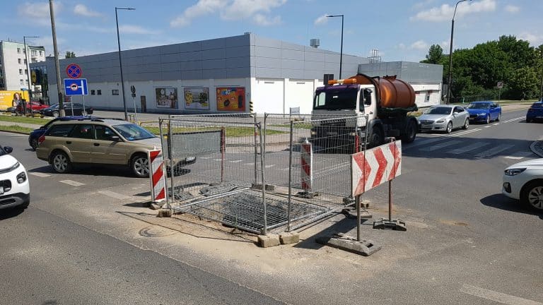 Niebezpieczne zapadliska na ulicy Jagiellońskiej. Czy jest szansa na poprawę infrastruktury?