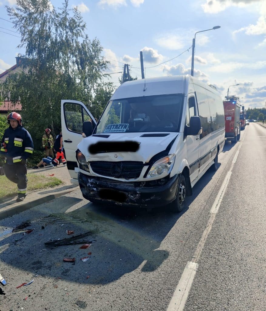W karambolu pod Mrągowem wzięło udział sześć aut wypadek drogowy Mrągowo, Wiadomości, zShowcase