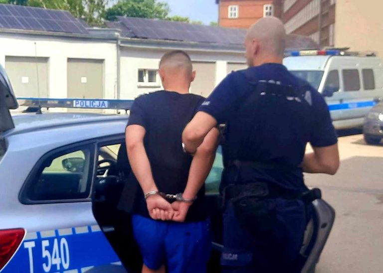 Policja schwytała 25-latka ściganego dwoma listami gończymi