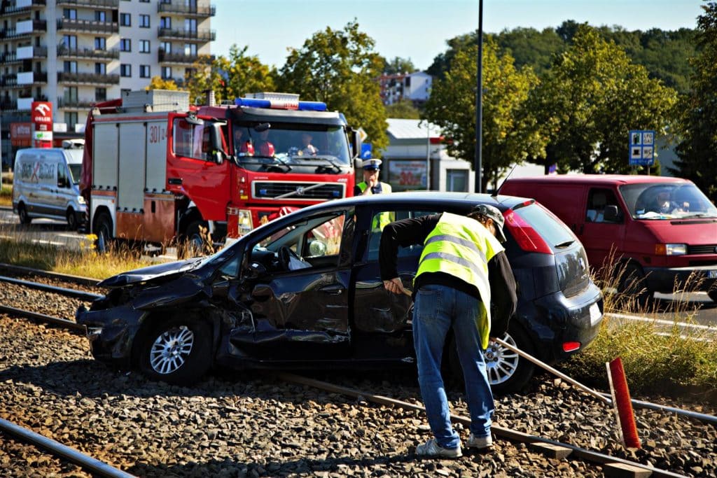 Wypadek na al. Sikorskiego w Olsztynie. Ruch tramwajów wstrzymany! wypadek Olsztyn, Wiadomości, zShowcase