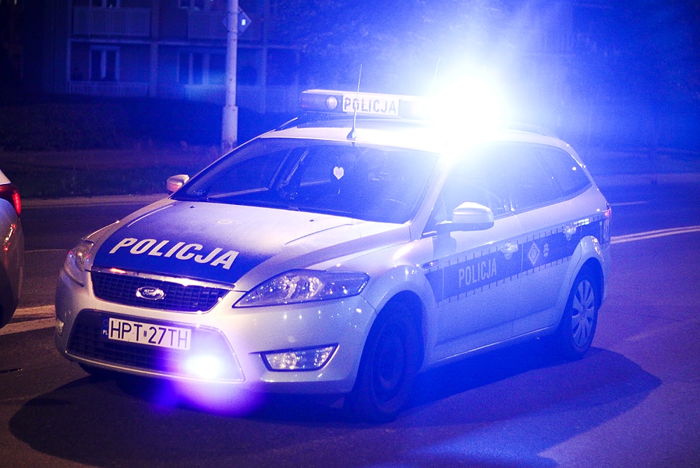39-letni mieszkaniec gminy Srokowo podejrzany o przemoc domową. Policja wydała nakaz opuszczenia mieszkania i zakaz zbliżania się Na sygnale Nidzica, zShowcase