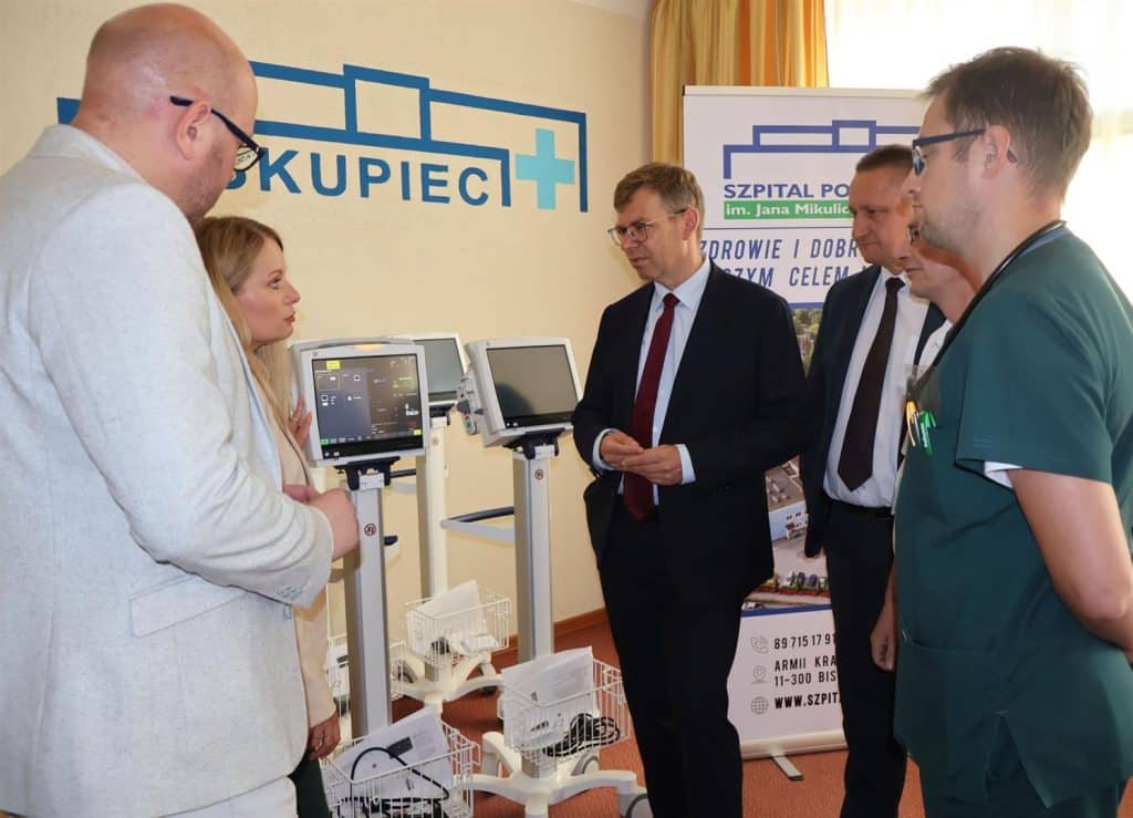 Szpital w Biskupcu ma nowe mobilne RTG i USG zdrowie Olsztyn, Wiadomości, zShowcase