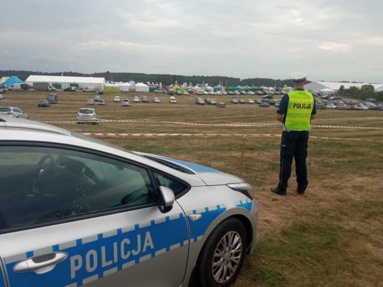 Policja zapewnia bezpieczeństwo na lokalnych targach rolniczych