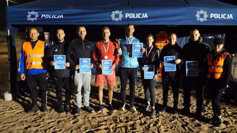 Mł. asp. Rafał Syczew z mrągowskiej komendy zdobywa piąte złoto w Nocnym Ekstremalnym Maratonie Policji Hardman 2023!