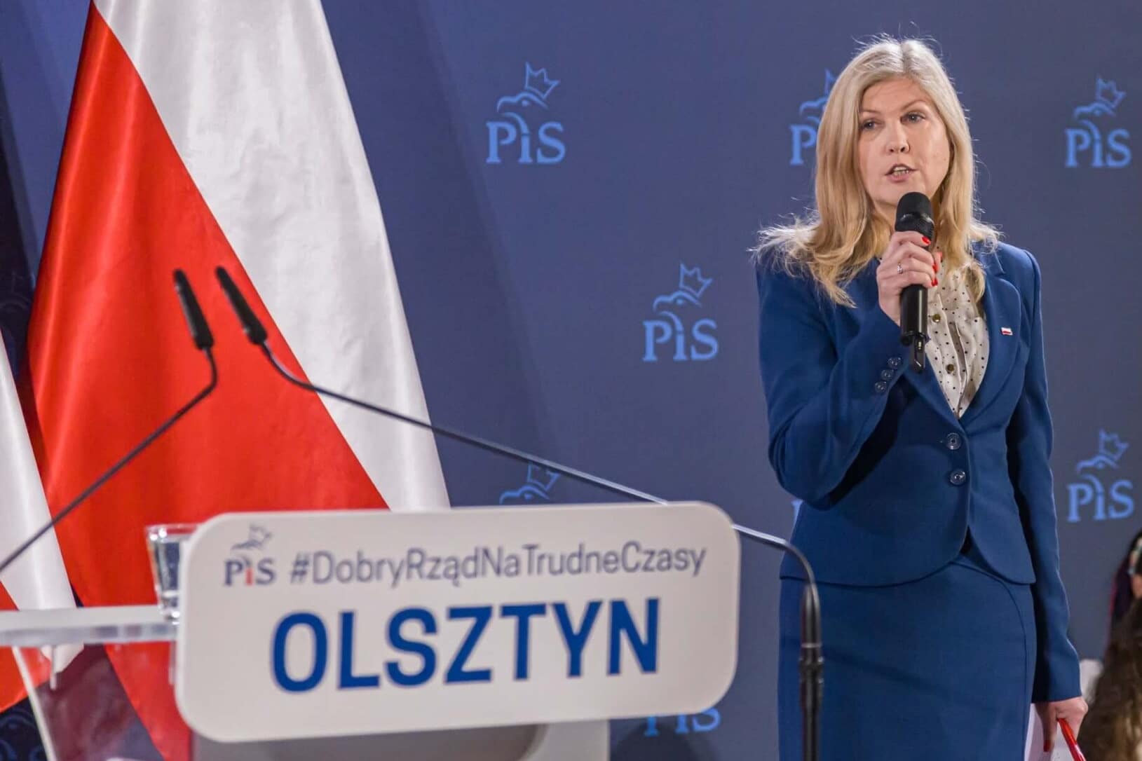 Iwona Arent: Bóg, Honor i Ojczyzna to nie są frazesy polityka Olsztyn, Wiadomości