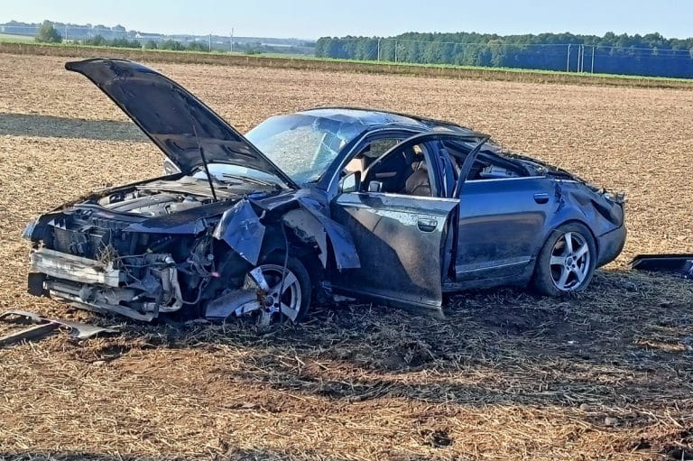 Niebezpieczny wypadek. 28-latka i jej syn w szpitalu