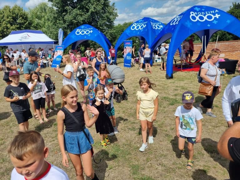 Wielki Piknik Rodzinny 800+ w Olsztynie! Dzień pełen atrakcji dla całej rodziny