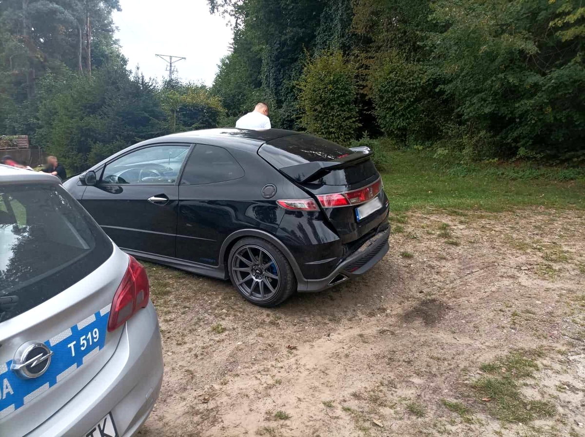 Kierowcy ponoszą konsekwencje za niezachowanie bezpiecznej odległości od poprzedzającego pojazdu Na sygnale Olsztyn, Wiadomości