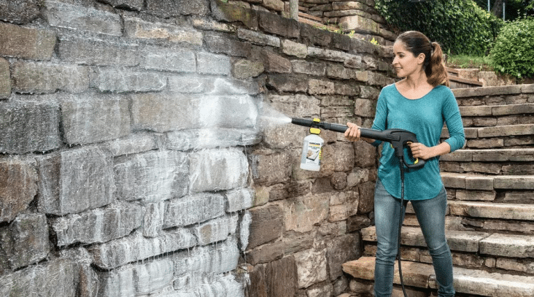 Myjka ciśnieniowa Karcher — wybieramynajlepsze modele myjek domowych