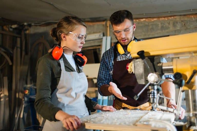 Masz fach w ręku? Rozważ kurs pedagogiczny dla instruktorów praktycznej nauki zawodu