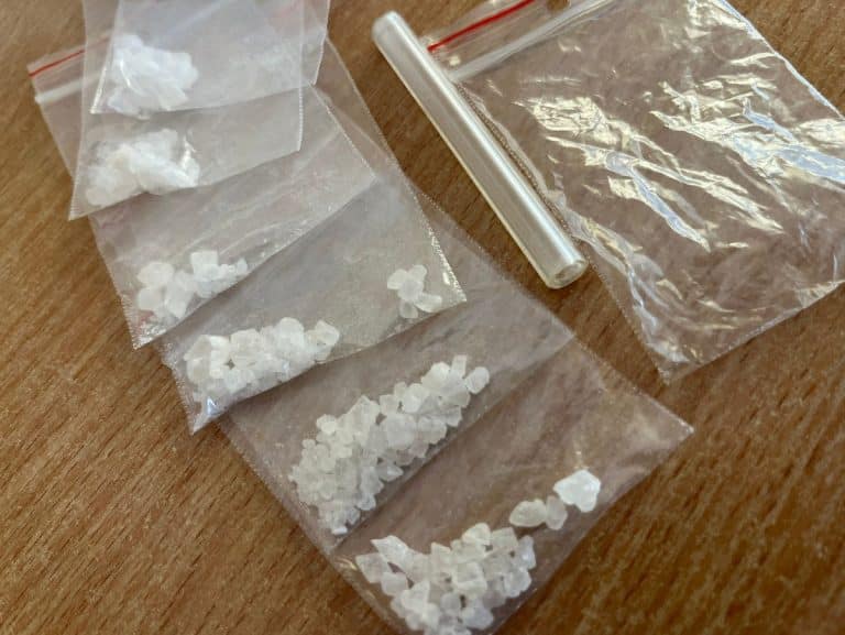 Czarny czwartek dla diler&oacute;w w Olsztynie? Policja dokonuje serii zatrzymań