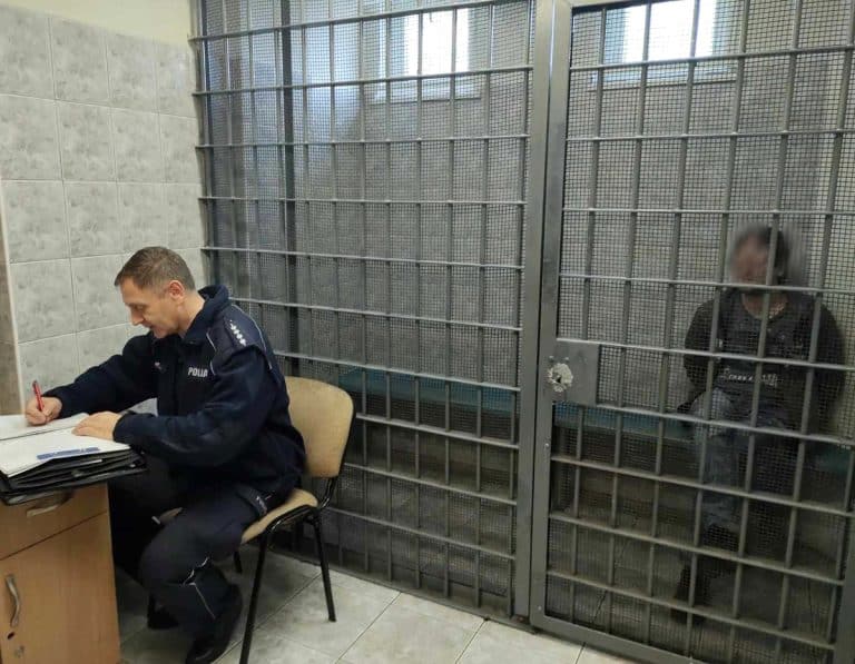 Spowodował śmiertelny wypadek pod wpływem alkoholu  – sąd zdecydował o aresztowaniu 23-latka