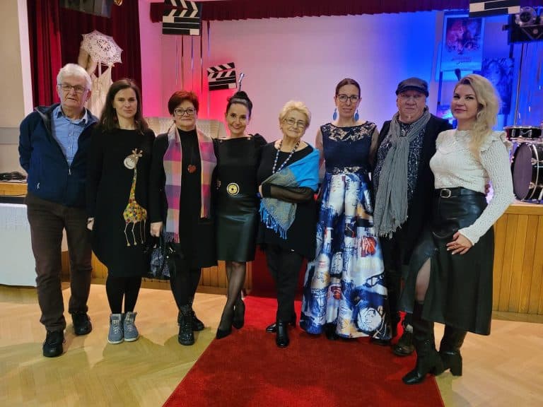 Zakończył się II Wojew&oacute;dzki Festiwal Europejskiej Piosenki Filmowej w V Liceum Og&oacute;lnokształcącym