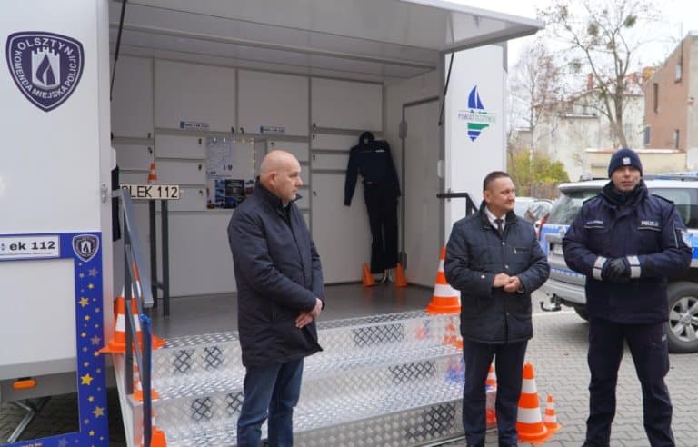 Mobilne Centrum Bezpieczeństwa &bdquo;NOL-ek&rdquo;: nowe narzędzie profilaktyki i debata o zagrożeniach dla młodzieży