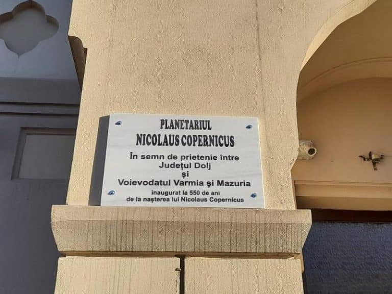 Mikołaj Kopernik symbolicznym łącznikiem między Polską a Rumunią: planetarium w Krajowej nazwano jego imieniem