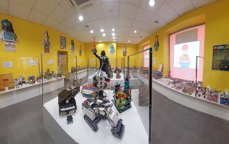 W sercu Olsztyna można zwiedzić niesamowitą wystawę klocków LEGO