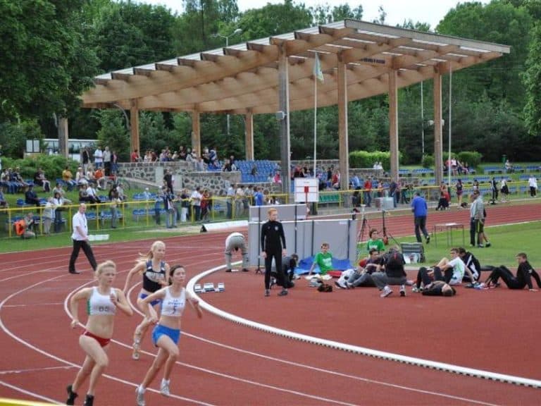 Szansa na wsparcie dla sportowc&oacute;w: woj. warmińsko-mazurskie rozpoczyna nab&oacute;r wniosk&oacute;w o stypendia i nagrody