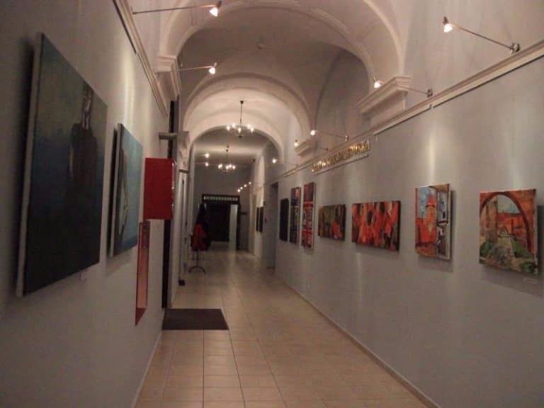 Zwyczaje i obrzędy weselne na Warmii &ndash; wystawa w Galerii Marszałkowskiej w Olsztynie