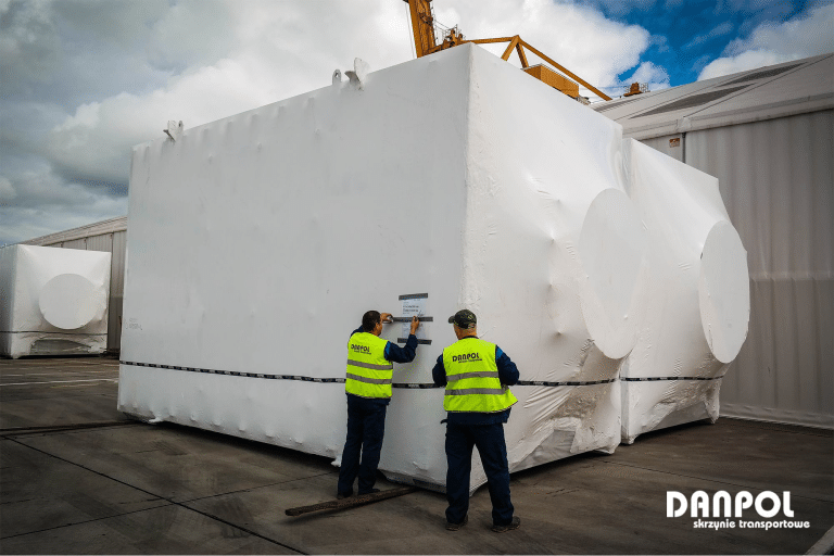 Skuteczne zabezpieczanie maszyn i urządzeń do transportu morskiego