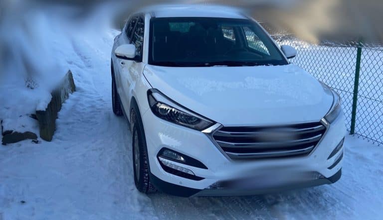 Odzyskane auto za 80 tysięcy złotych i nietrzeźwy kierowca bez uprawnień za kratami