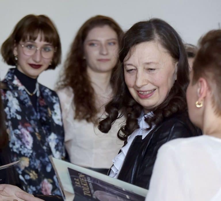 Od nauczycielki chemii do kuratorki oświaty: tymczasowa rola dyrektorki I LO w Olsztynie