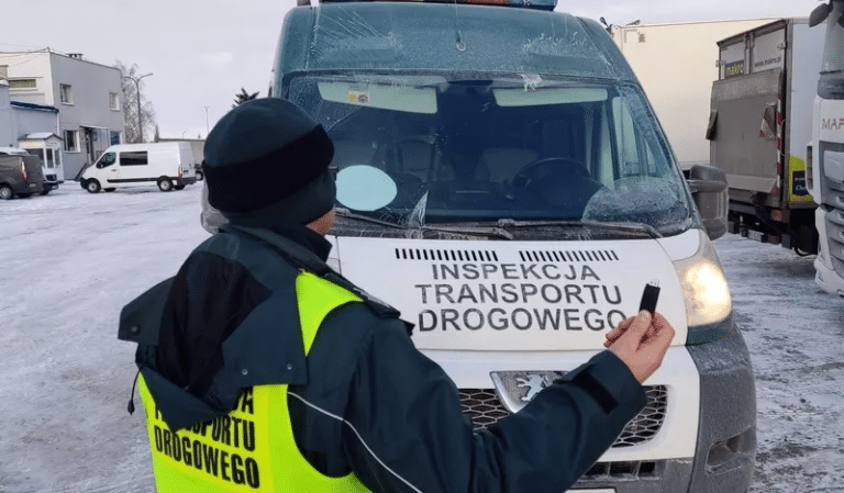 Kontrola drogowa na trasie S7 ujawniła innowacyjny spos&oacute;b omijania przepis&oacute;w