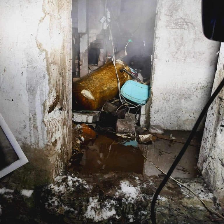 Wybuch pieca we wsi. Jedna osoba poparzona