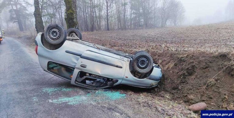 Zakaz nic nie dał! Pijany jak bela kierowca znów za kółkiem