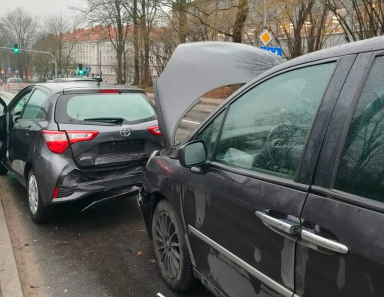 Szaleńczy rajd pijanej 42-latki po Olsztynie: 2 kolizje i 2,8 promila w organizmie