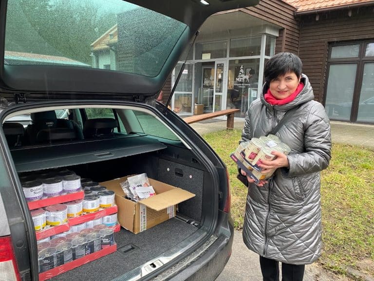 Wielkie serce i wielka inicjatywa: radna Tołwińska wspiera schronisko w Dzień Kota