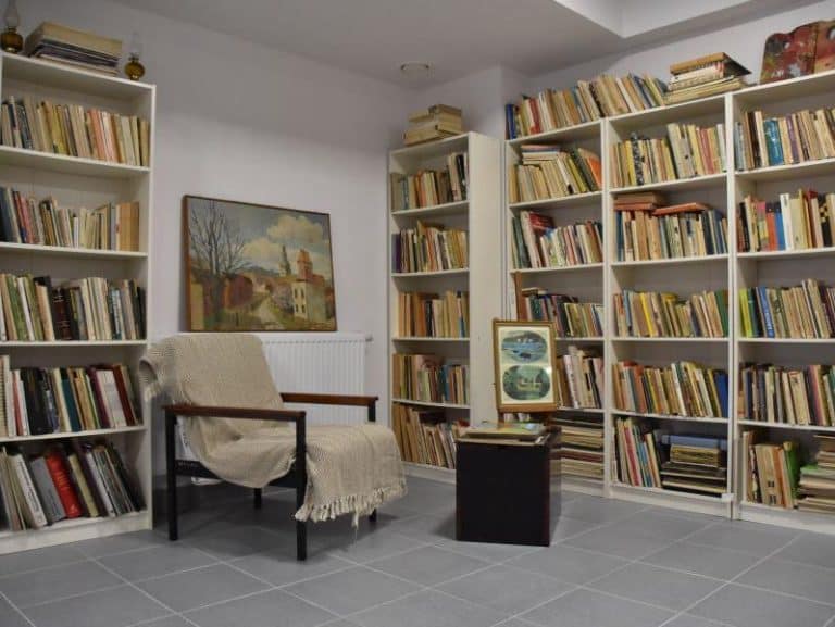 W kręgu historii i wartości: spotkanie autorskie z Wiktorem Markiem Leykiem w Wojew&oacute;dzkiej Bibliotece Publicznej