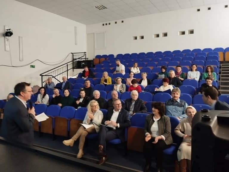 Piecki i Ruciane-Nida łączą siły dla lepszej opieki społecznej