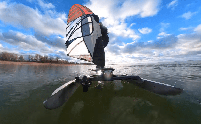 Pobił rekord świata na mazurach. Nietypowa dyscyplina