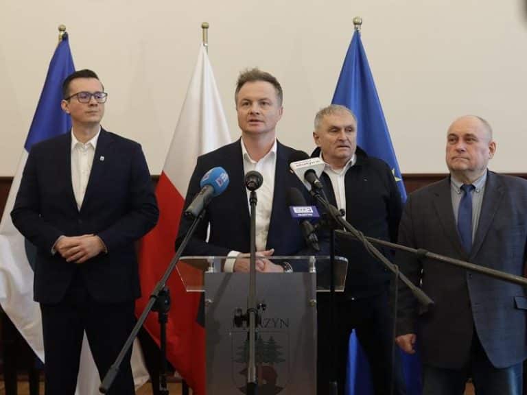 Umowa na dofinansowanie: blisko 900 mln zł na modernizację i bezpieczeństwo dr&oacute;g w regionie