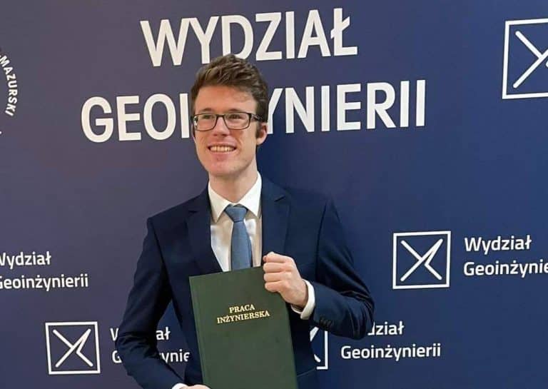 Student UWM demaskuje tajemnice jonosfery bez wychodzenia w kosmos!