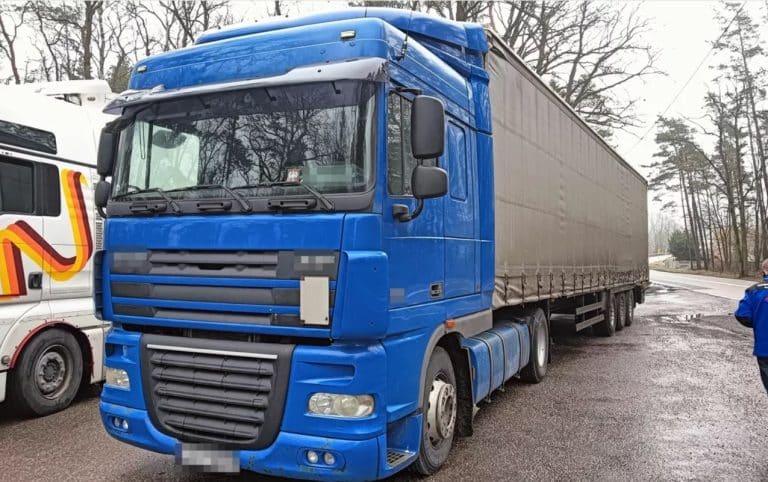 O krok od tragedii na drodze krajowej nr 16. Mogło doprowadzić do wystrzału