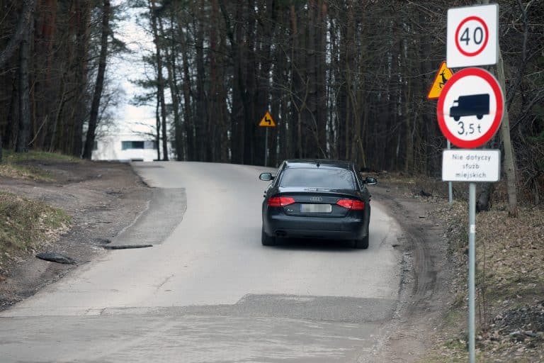 Skr&oacute;t na Pieczewie między ul. Krasickiego a ul. Szymborskiej może zniknąć?