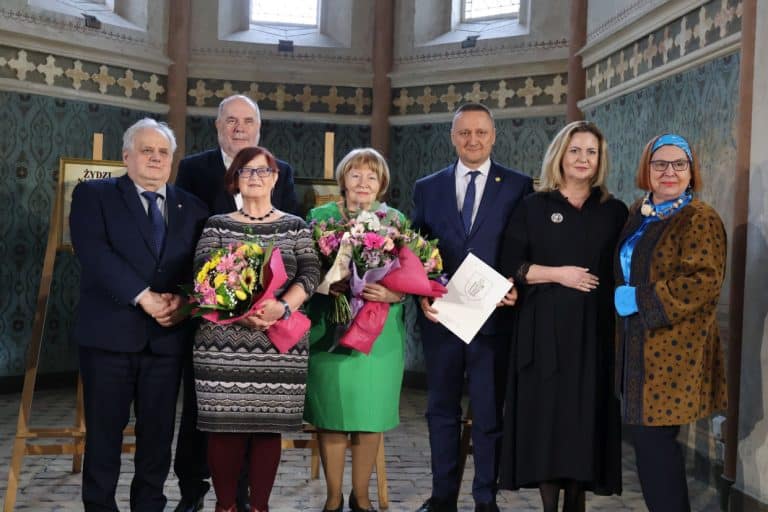 Odkrywanie żydowskich dziej&oacute;w: historia, dziedzictwo i prawda ukryte na Warmii