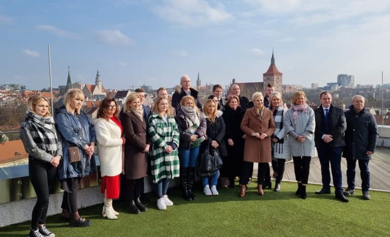 Monika Rogińska-Stanulewicz chce być prezydentem Olsztyna. Konkurenci bez szans?