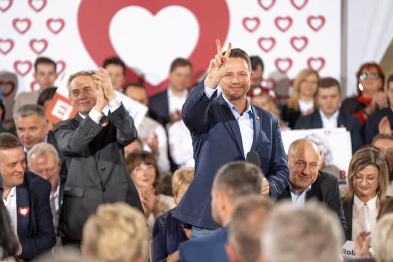 Tabletka &bdquo;dzień po&rdquo; i in vitro z budżetu. Rafał Trzaskowski w Olsztynie