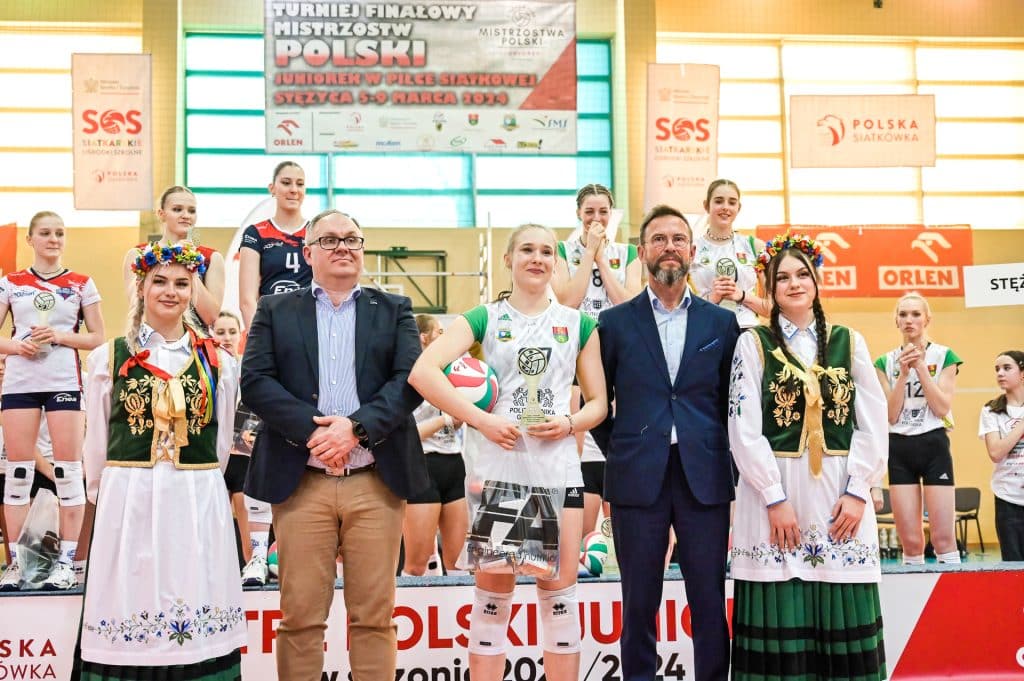 Olsztynianki mistrzyniami Polski w siatkówce juniorek - triumf na Kaszubach sport Olsztyn, Wiadomości, zShowcase