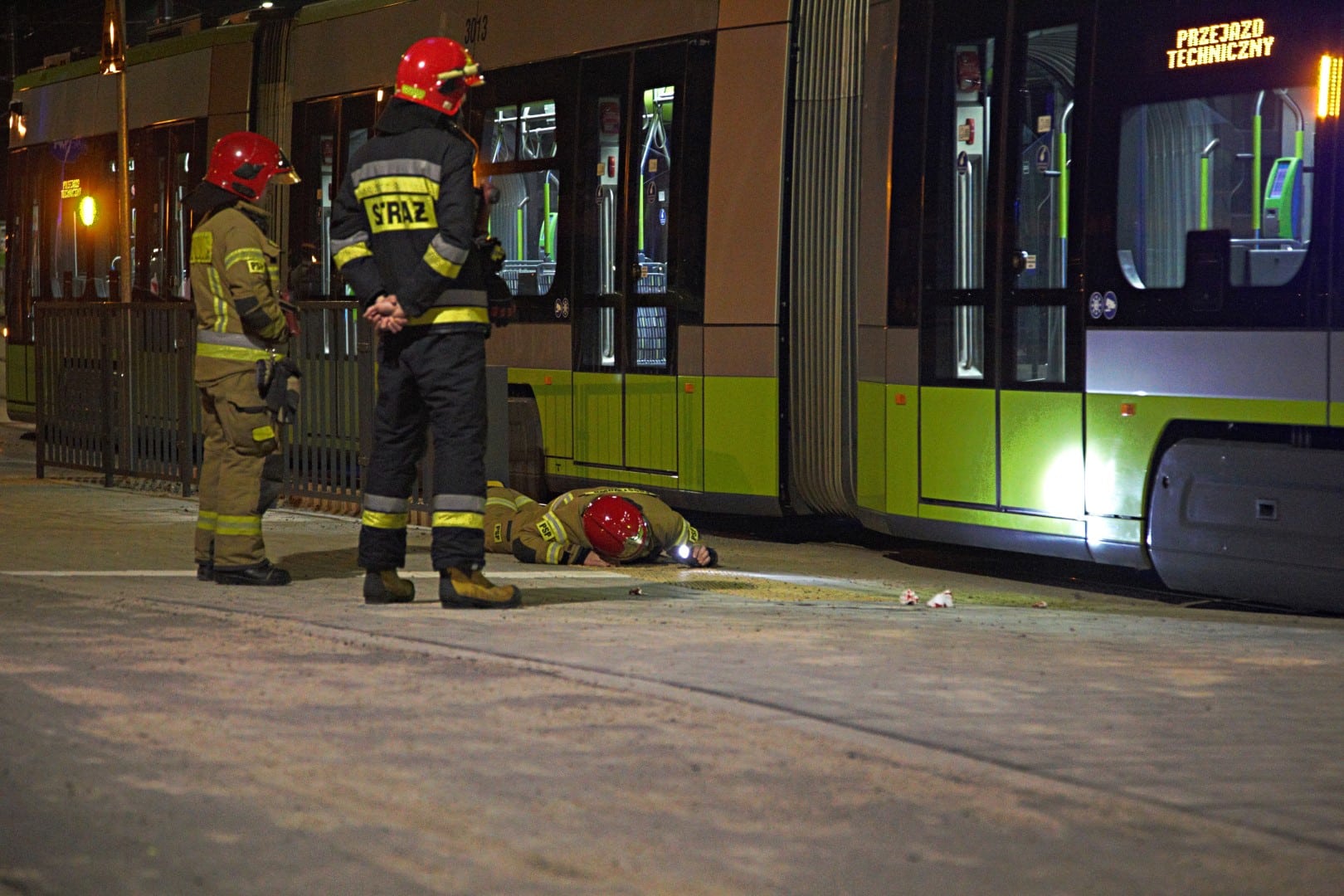 Motorniczy prowadzący tramwaj potrącił pieszego w Olsztynie. Pierwszy wypadek na nowej trasie wypadek Olsztyn, Wiadomości, zShowcase