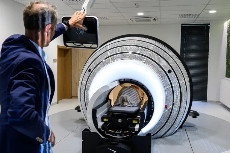 Szpital w Olsztynie ma dobry sprzęt, ale nie może do końca wykorzystać jego możliwości