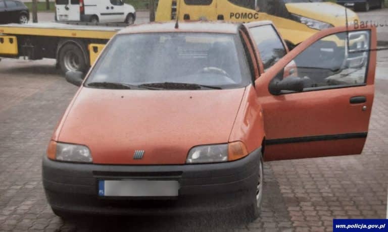 Zuchwała kradzież samochodu przez 40-latka. Przyjechał do dziewczyny skradzionym fiatem