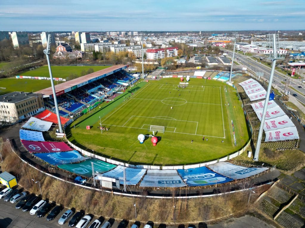 Stadion Stomilu po przebudowie trybuny za 30 mln zł ma spełnić normy UEFA sport Olsztyn, Wiadomości, zShowcase